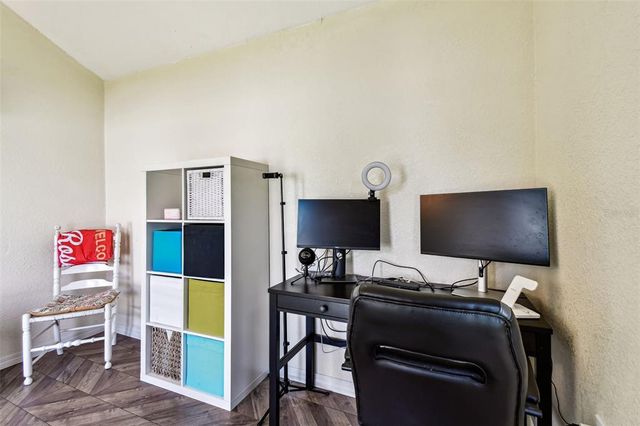 111 W IDA STREET, Tampa, FL 33603