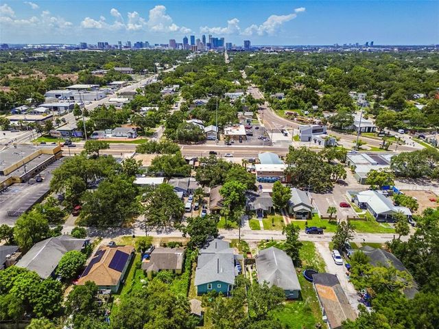 111 W IDA STREET, Tampa, FL 33603