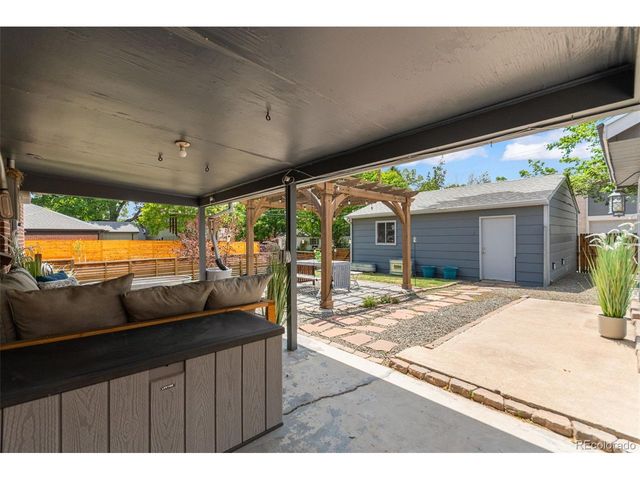 2501 Quitman St, Denver, CO 80212