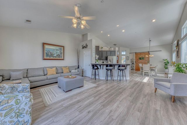 247 Arguello Drive, Salinas, CA 93907