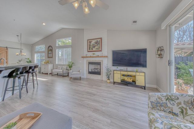 247 Arguello Drive, Salinas, CA 93907