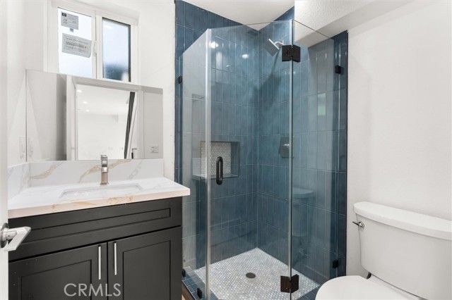 326 S Leslie Way, Los Angeles, CA 90042