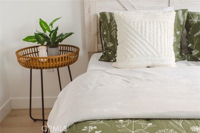 326 S Leslie Way, Los Angeles, CA 90042