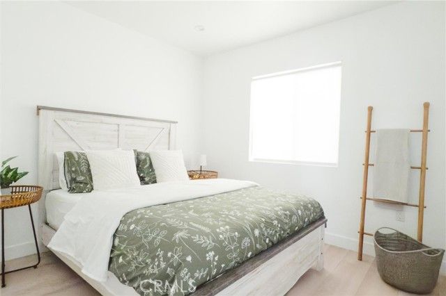 326 S Leslie Way, Los Angeles, CA 90042