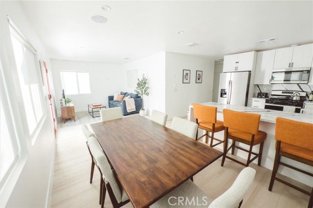 326 S Leslie Way, Los Angeles, CA 90042