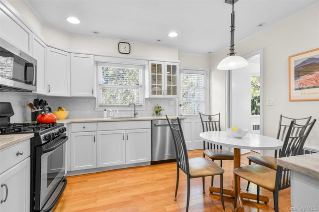 1 Highridge Road, Larchmont, NY 10538