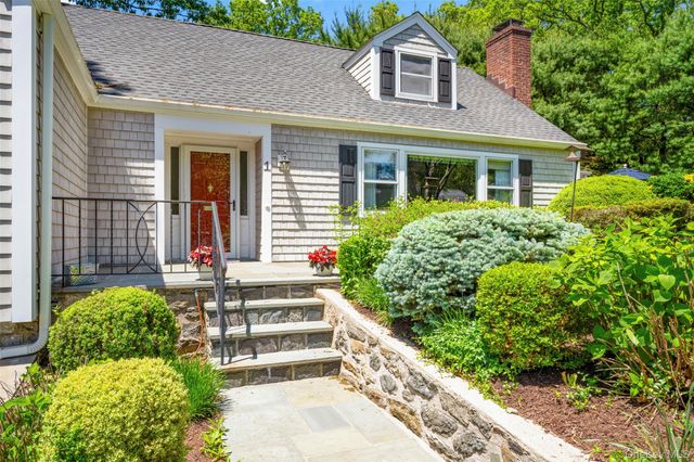 1 Highridge Road, Larchmont, NY 10538
