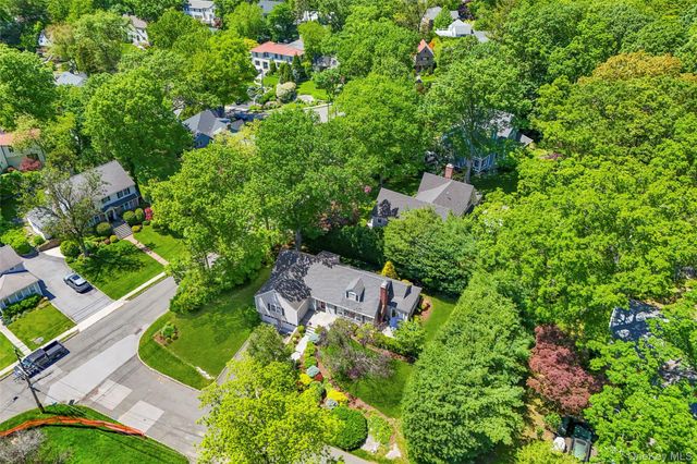 1 Highridge Road, Larchmont, NY 10538