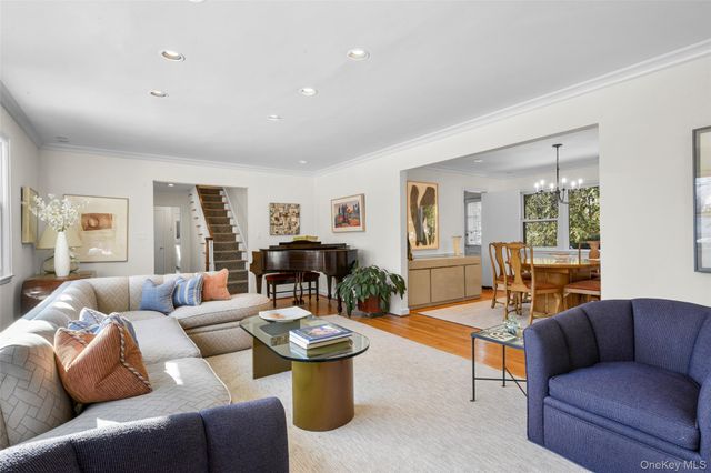 1 Highridge Road, Larchmont, NY 10538