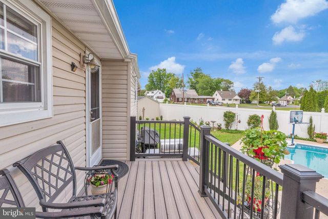 41 ENDICOTT RD, Hamilton, NJ 08690