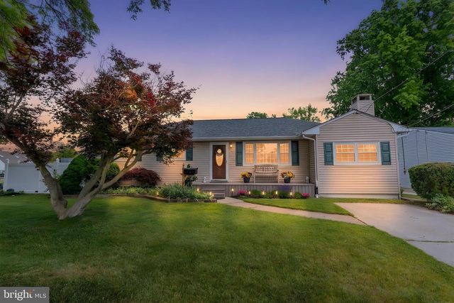 41 ENDICOTT RD, Hamilton, NJ 08690