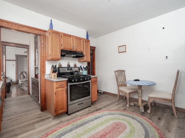 55 Central St 2, Somerville, MA 02143