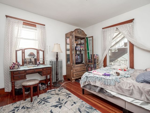 55 Central St 2, Somerville, MA 02143