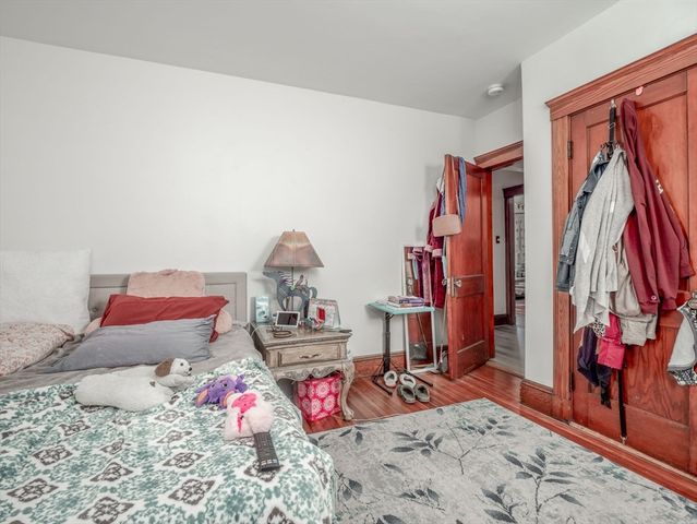 55 Central St 2, Somerville, MA 02143