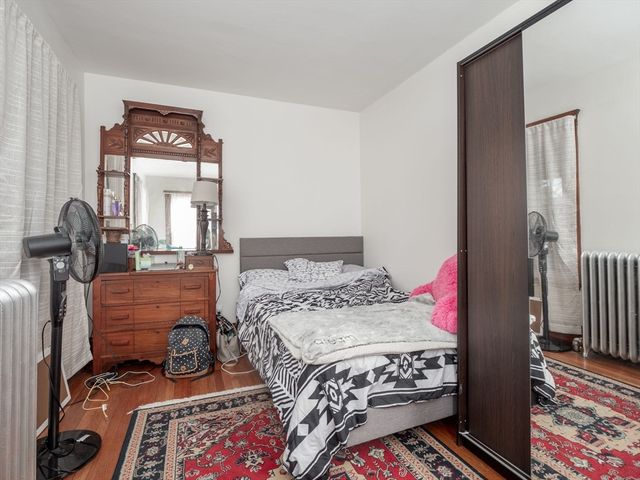 55 Central St 2, Somerville, MA 02143