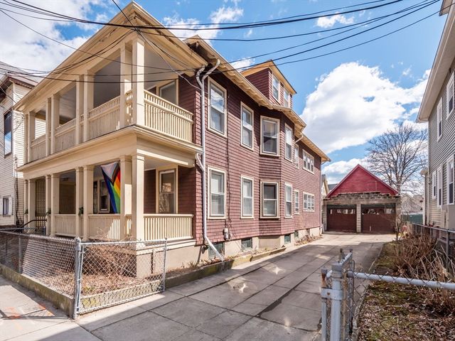 55 Central St 2, Somerville, MA 02143