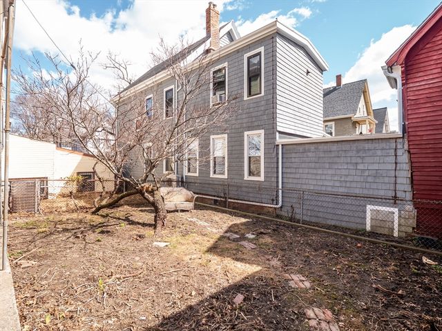 55 Central St 2, Somerville, MA 02143