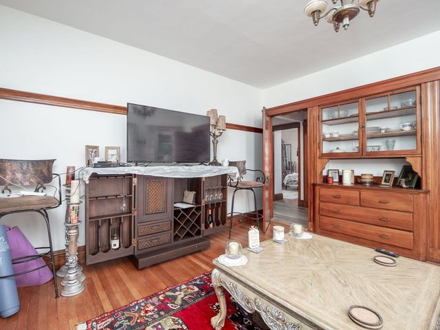 55 Central St 2, Somerville, MA 02143