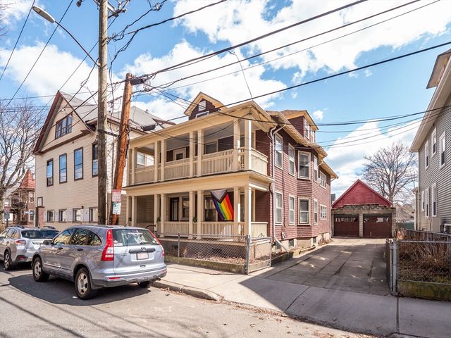 55 Central St 2, Somerville, MA 02143
