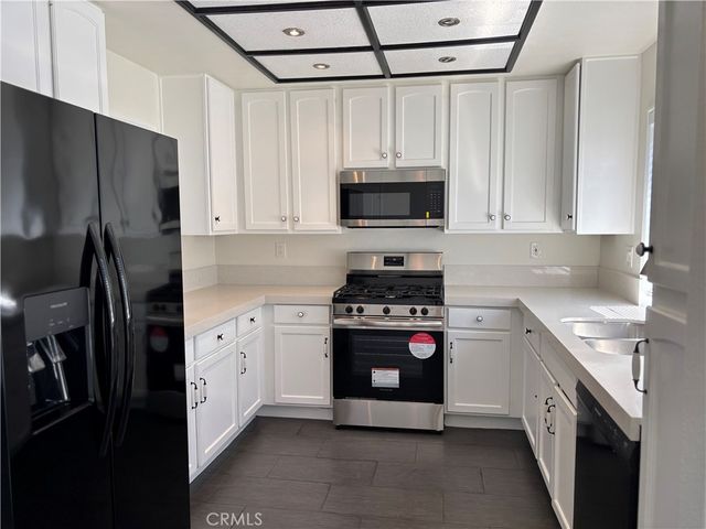 1 Via Alivio, Rancho Santa Margarita, CA 92688