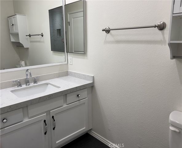 1 Via Alivio, Rancho Santa Margarita, CA 92688