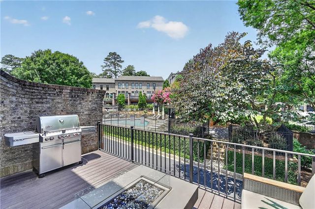 35 Honour Avenue NW, Atlanta, GA 30305
