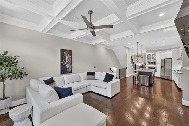 35 Honour Avenue NW, Atlanta, GA 30305