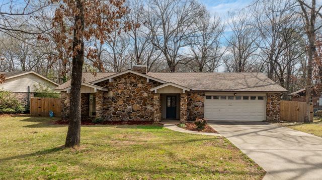 10 Forrest Lane, Conway, AR 72034