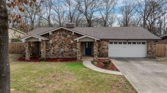 10 Forrest Lane, Conway, AR 72034