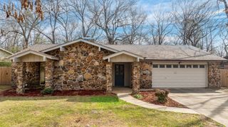 10 Forrest Lane, Conway, AR 72034