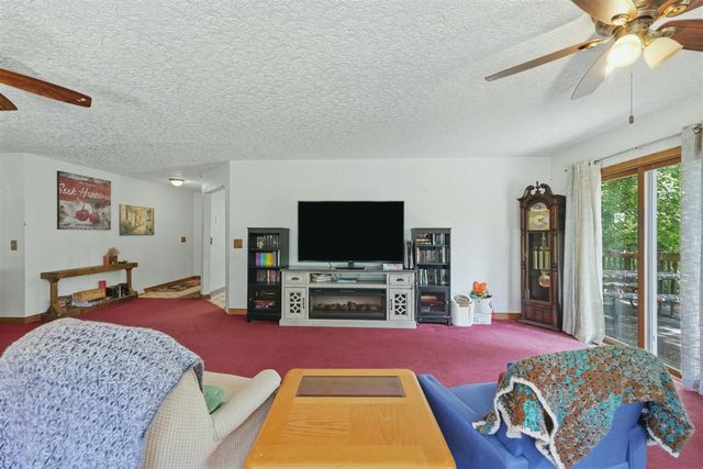 1034 130th Avenue, Wayland, MI 49348