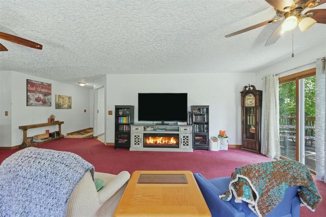 1034 130th Avenue, Wayland, MI 49348