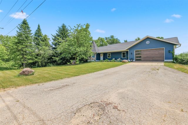 1034 130th Avenue, Wayland, MI 49348