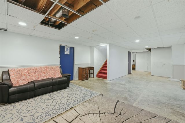 1034 130th Avenue, Wayland, MI 49348
