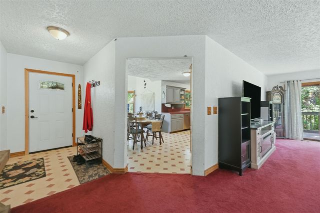 1034 130th Avenue, Wayland, MI 49348