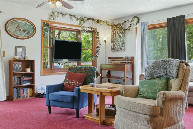 1034 130th Avenue, Wayland, MI 49348