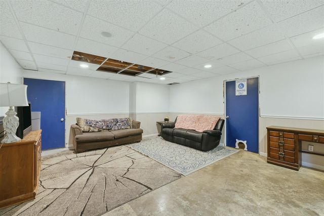 1034 130th Avenue, Wayland, MI 49348