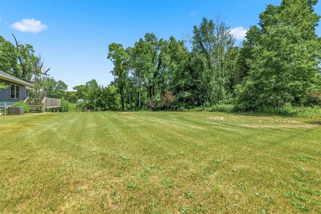 1034 130th Avenue, Wayland, MI 49348