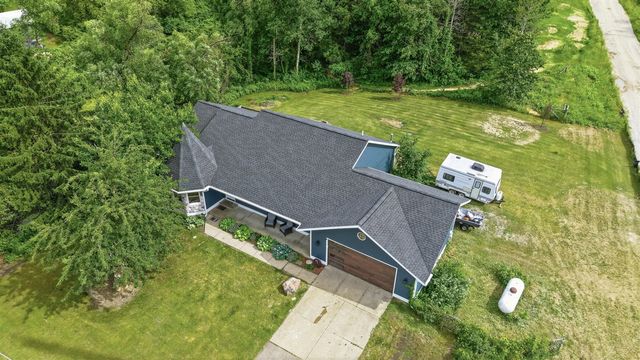 1034 130th Avenue, Wayland, MI 49348