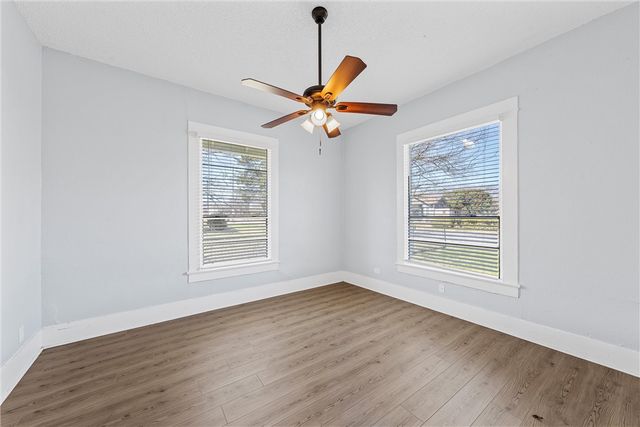 1616 Lyle Avenue, Waco, TX 76708