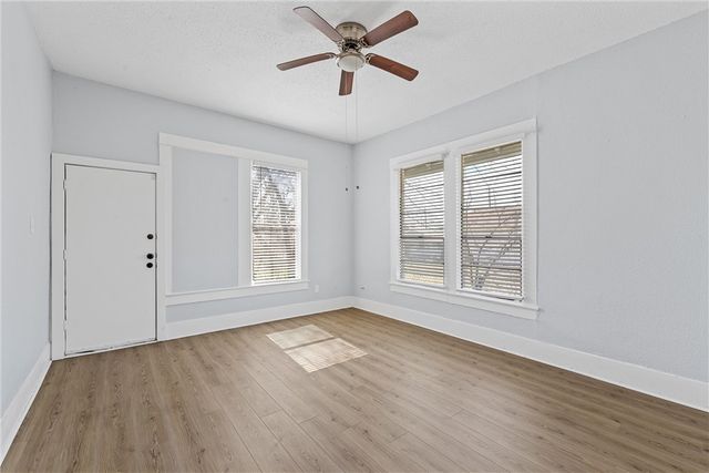 1616 Lyle Avenue, Waco, TX 76708