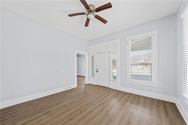 1616 Lyle Avenue, Waco, TX 76708