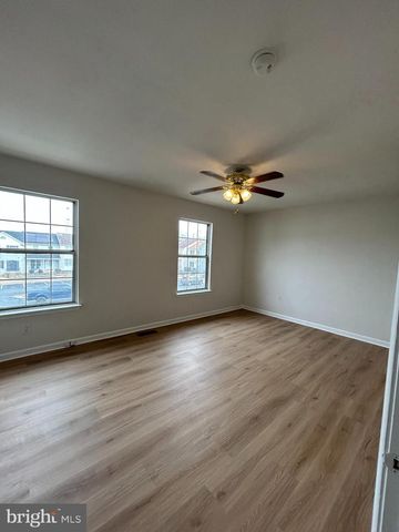 3639 MCDOWELL CT, Dumfries, VA 22026