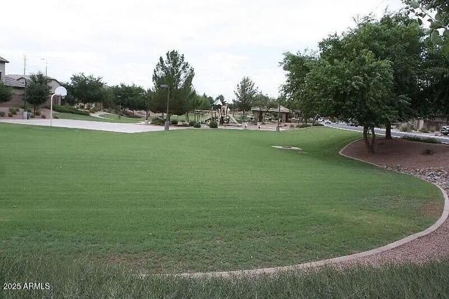 1816 E GLACIER Place, Chandler, AZ 85249