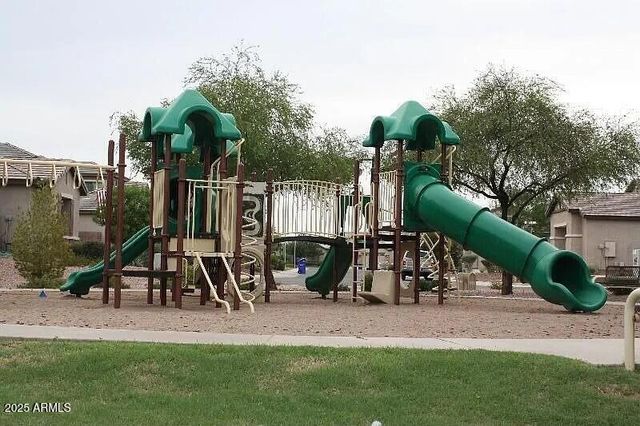 1816 E GLACIER Place, Chandler, AZ 85249