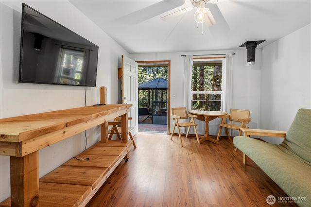211 N Mount Christie Drive, Hoodsport, WA 98548