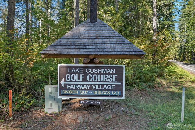 211 N Mount Christie Drive, Hoodsport, WA 98548