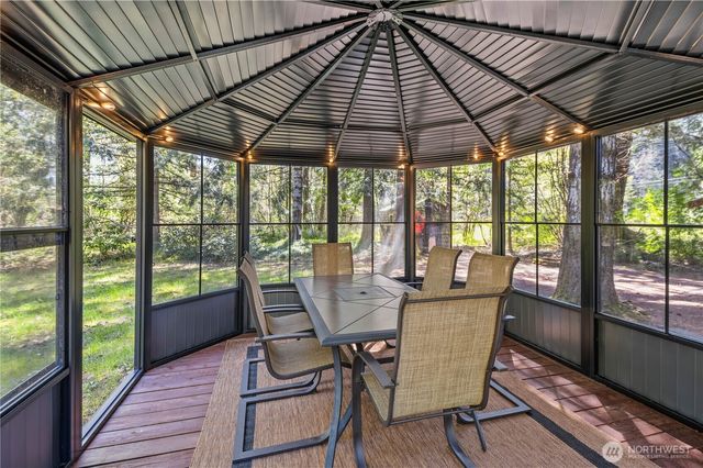 211 N Mount Christie Drive, Hoodsport, WA 98548