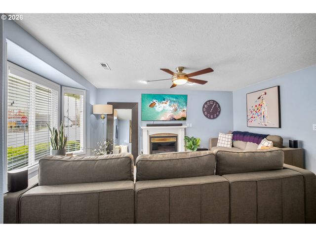 1979 Se 63RD Ave, Hillsboro, OR 97123