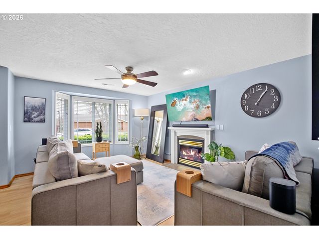 1979 Se 63RD Ave, Hillsboro, OR 97123